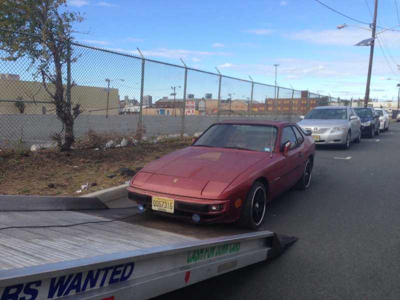 Illustration for article titled 500 Dollar Special Porsche 924.